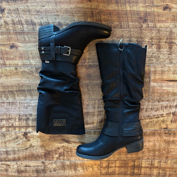 Rieker Shoes - Black Knee-High Boots with Buckle Detail